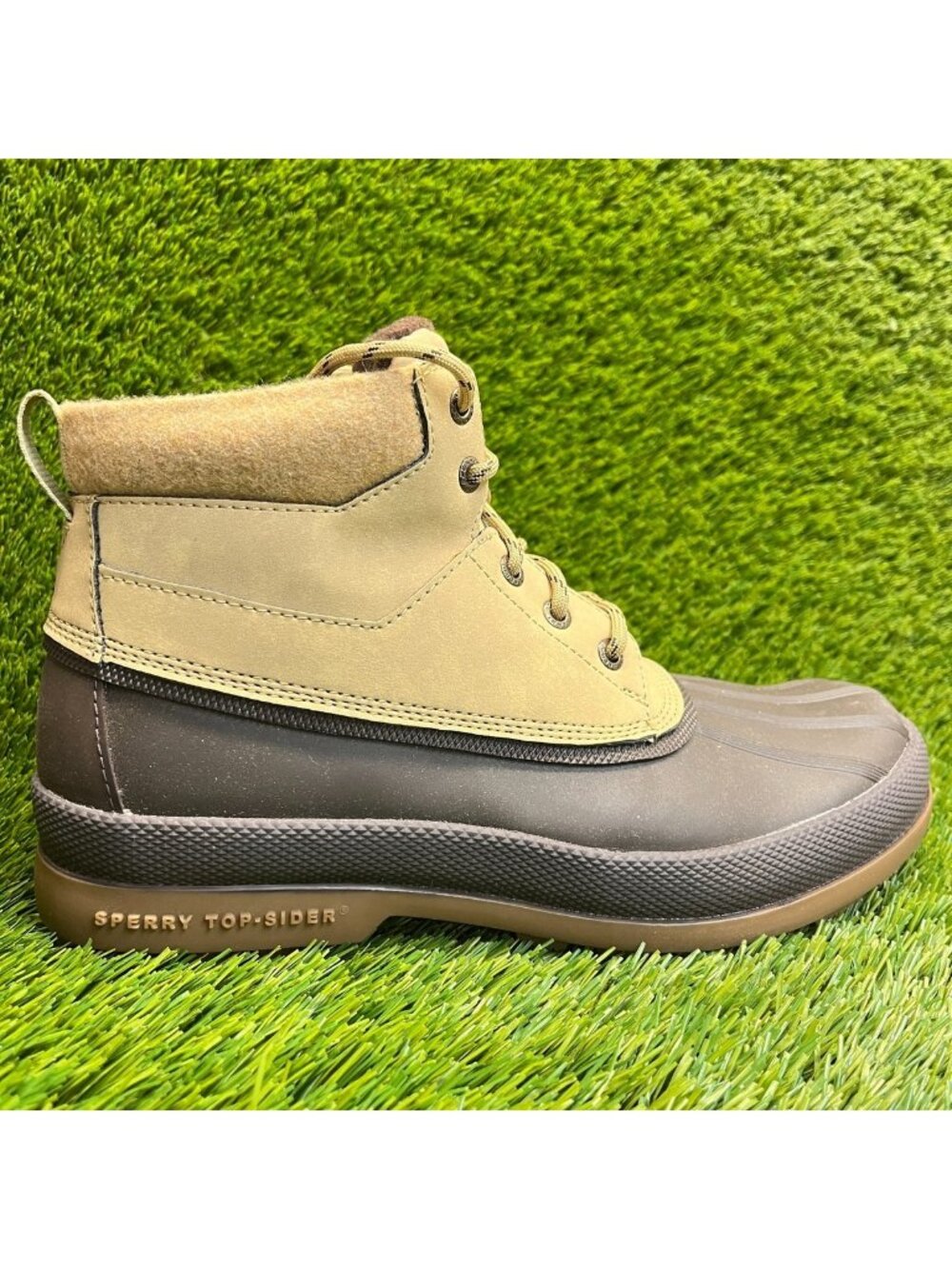 Sperry Cold Bay Mens Size 9.5E Beige Brown Outdoor Waterproof Chukka Duck Boots